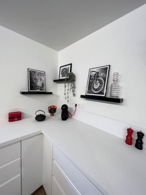 Charmant Appartement Au Look Design Mons Ngoại thất bức ảnh